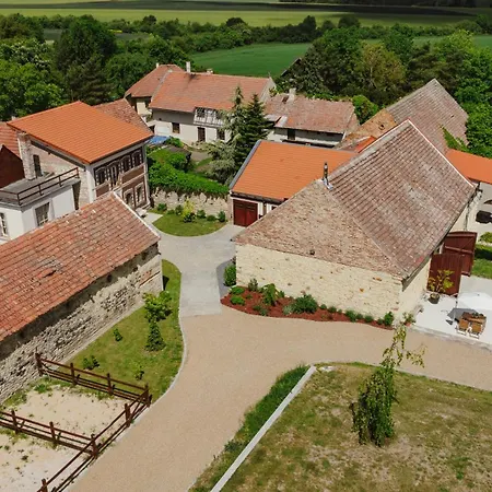 Statek Pazderna Panzió 3*