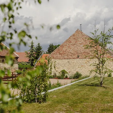 Statek Pazderna Panzió Pazderna